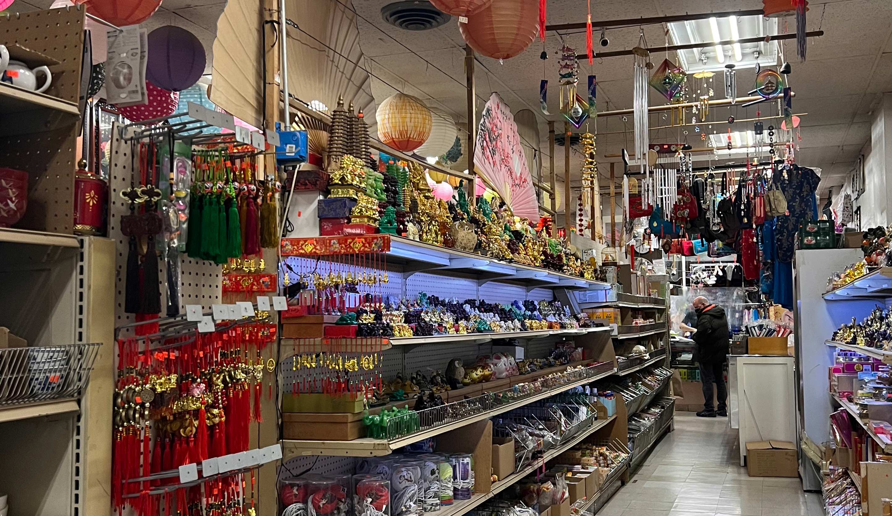See Luxury Textiles, Decorate Cookies, and Shop Minority-Owned Holiday Markets: Last-Minute DC-Area Weekend Ideas 12/16-12/19 - Vimarsana News