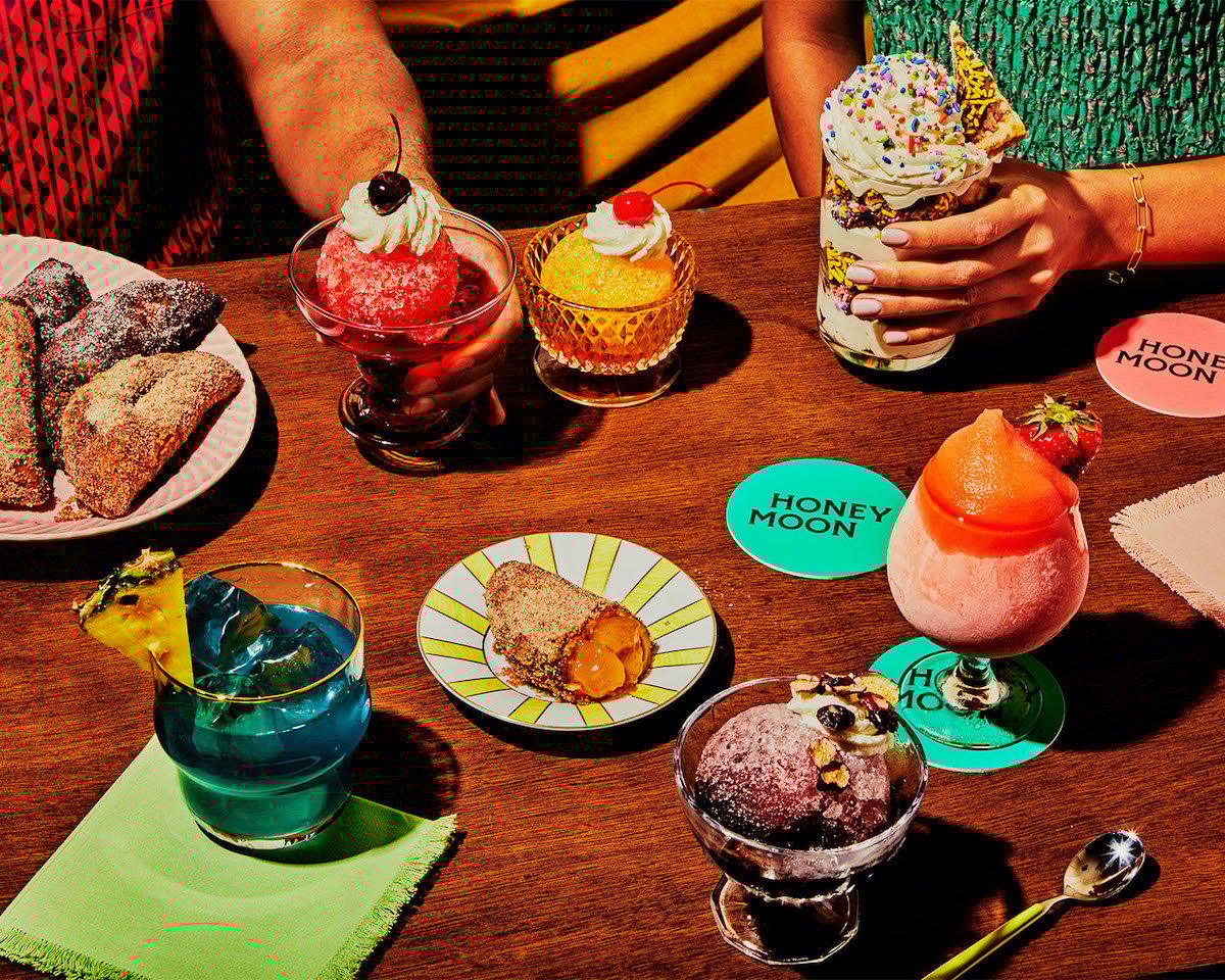 RGB_0007_HM_CC_B4_HANDPIES_SNOWBALLS_COSMIC_SUNDAE_0988 - Washingtonian