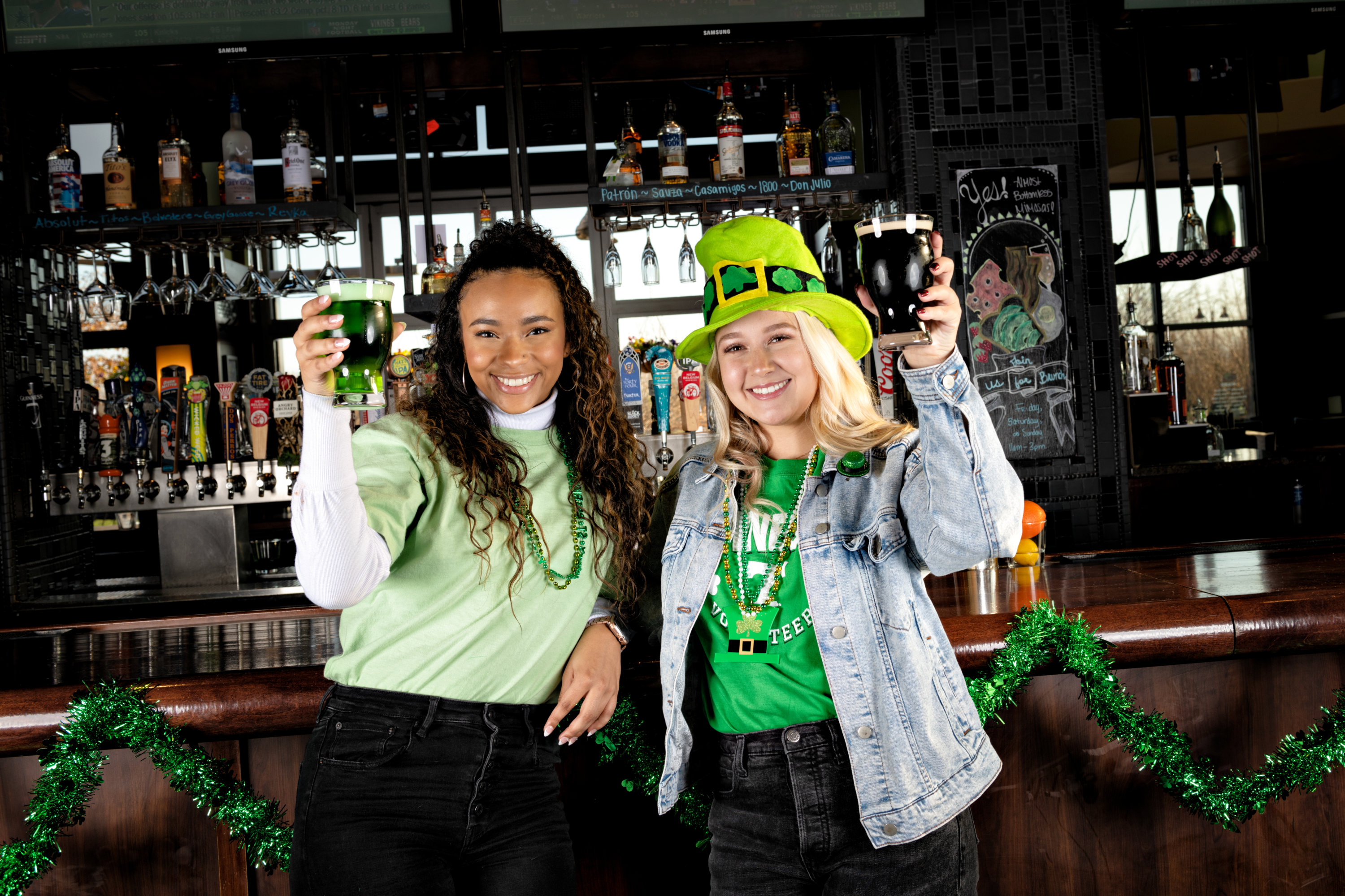BL_Dec Lifestyle Shoot_StPatricksDay_GirlswithBeer - Washingtonian