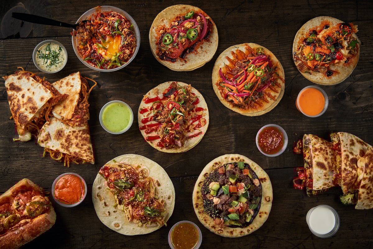 Taco Bamba Landmark F&B 17588 - Washingtonian