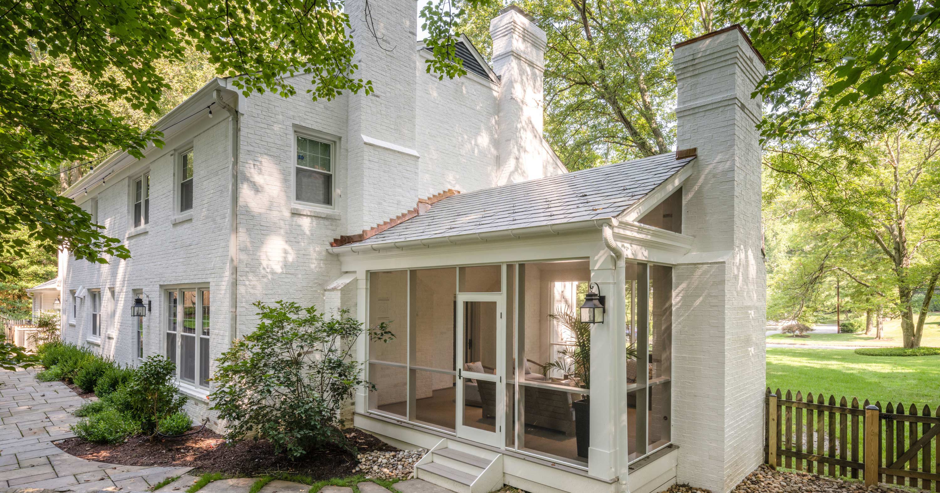 Gorgeous Screened Porches are the Latest DC Home Trend - Vimarsana News