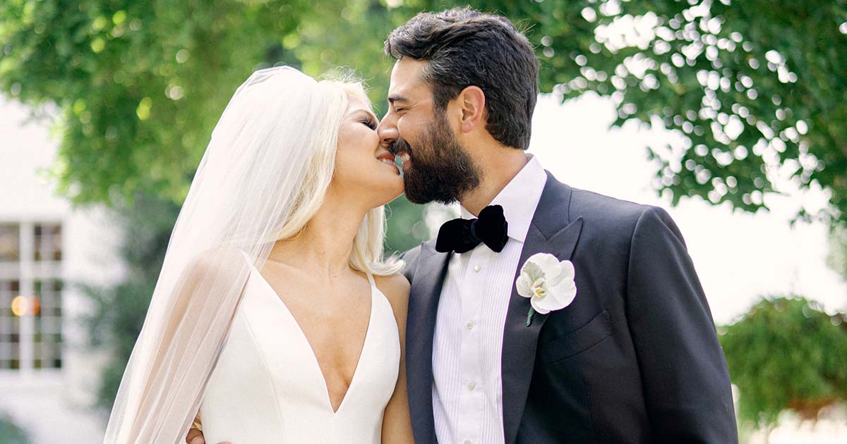 14-Foot Trees Flanked the Indoor Ceremony of This Black-Tie Wedding - Vimarsana News