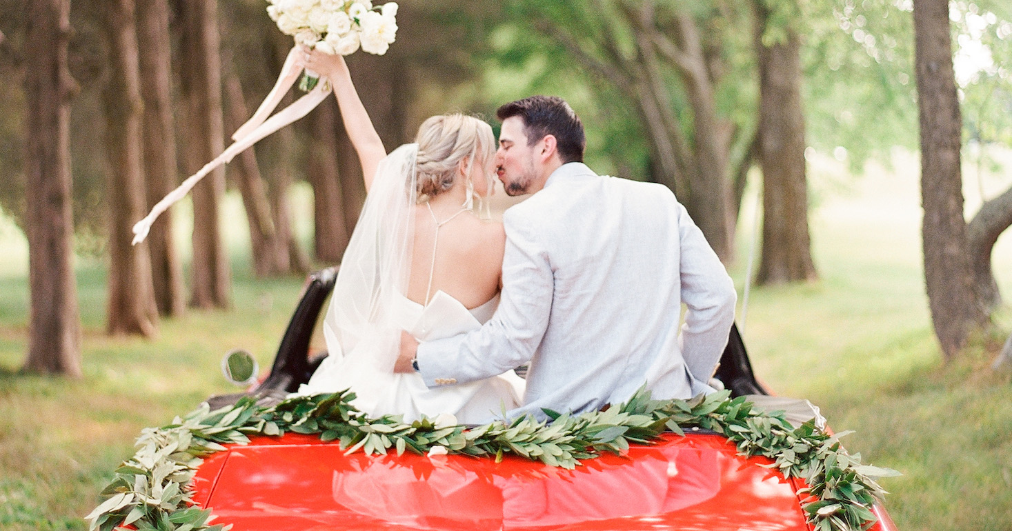 After a Charleston Elopement, This Southern-Inspired Wedding Featured A Lush White Bridal Bouquet and a Vintage Red Convertible - Vimarsana News