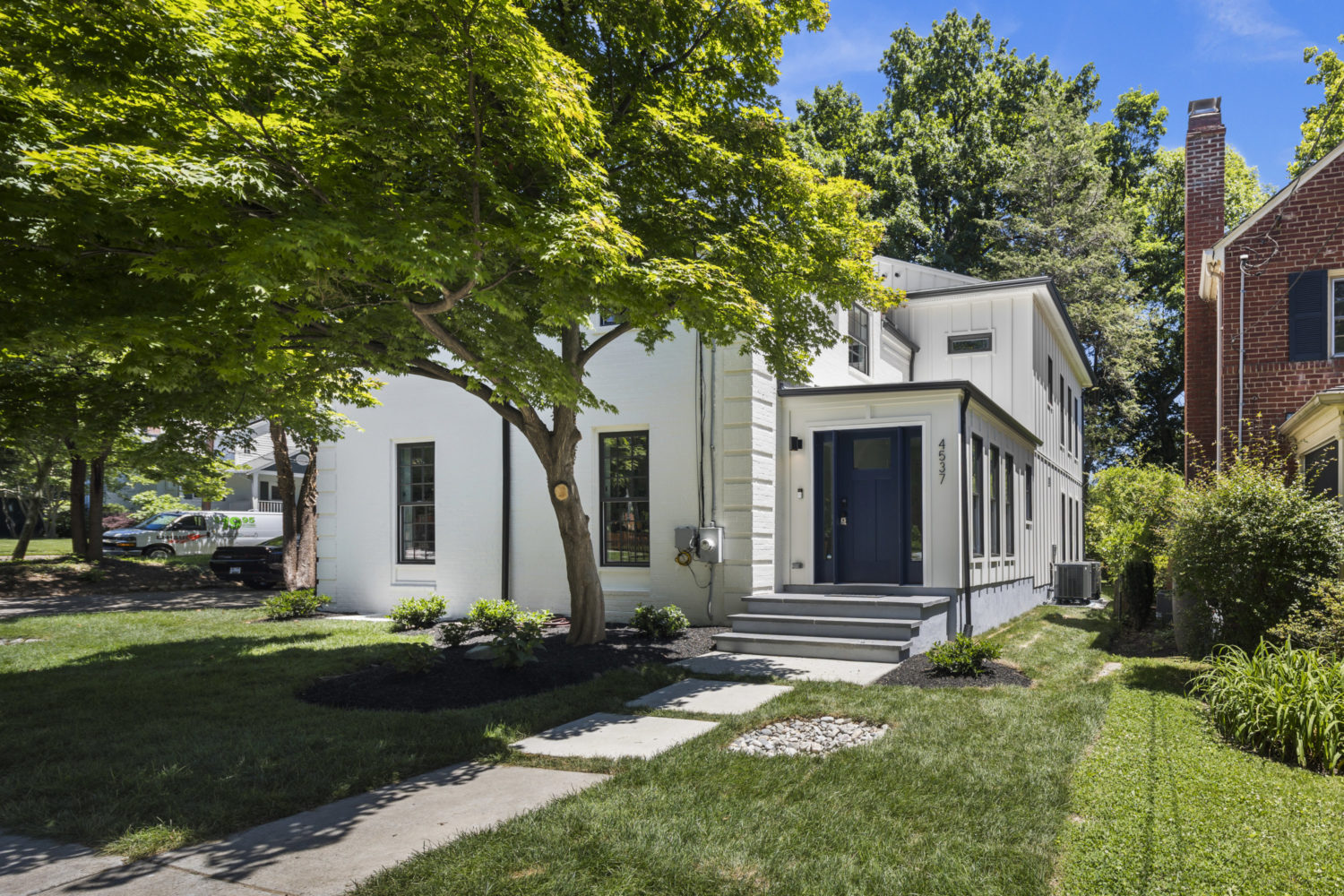 This Luxury DC Home is Close to Metro and a Pool