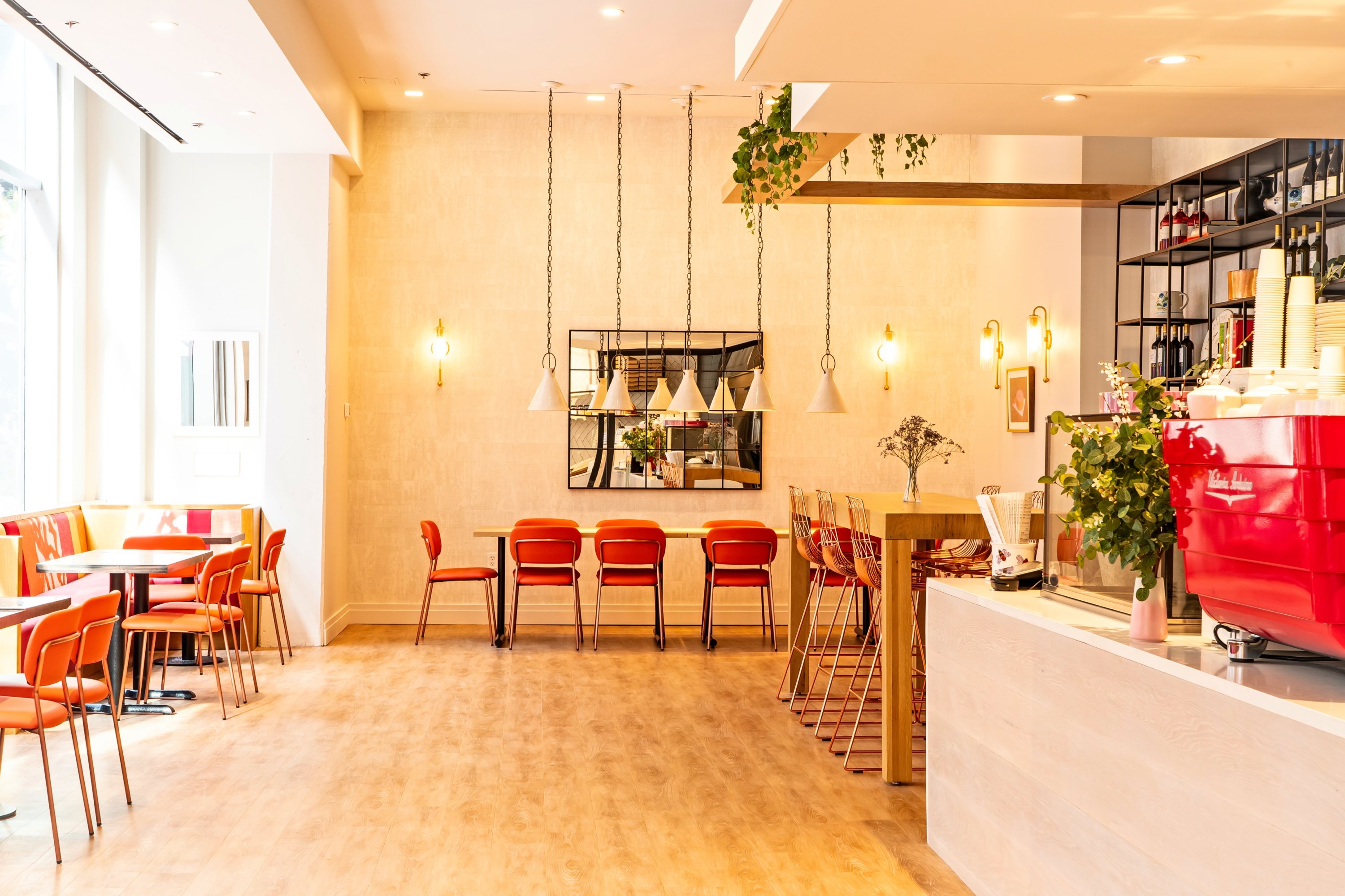 Piccolina_Interior Dining Room_Horizontal_Credit Scott Suchman - Washingtonian