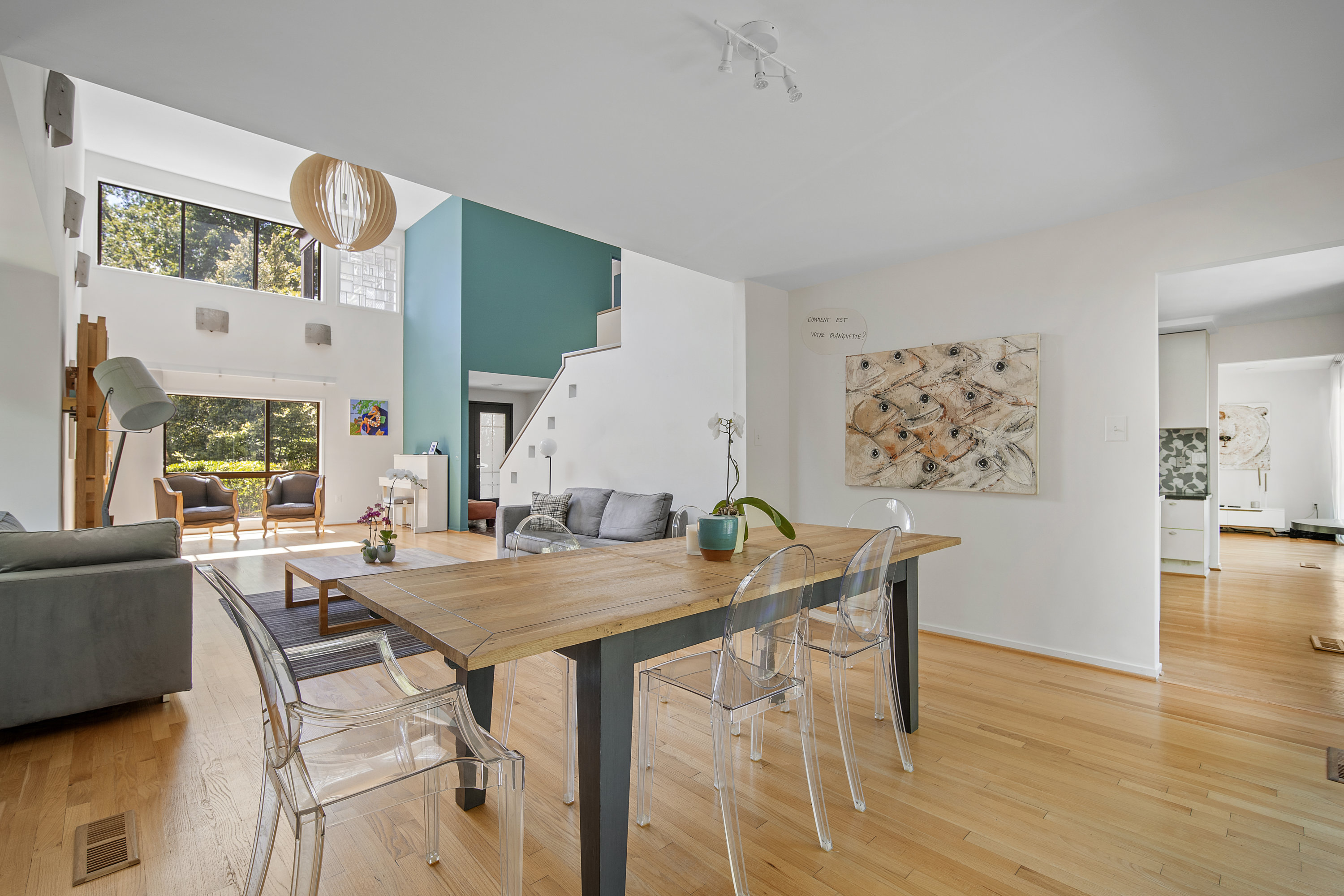 Dining room - Washingtonian