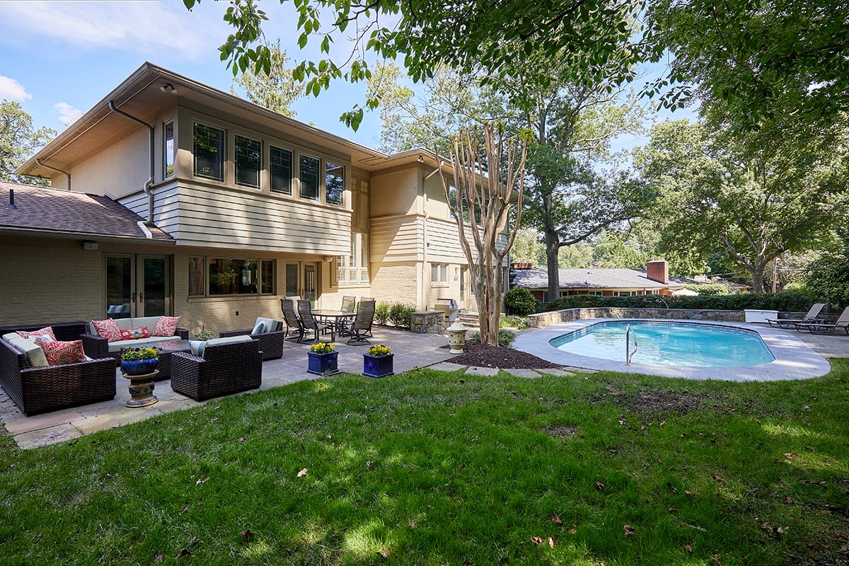 Live Luxuriously in This Six-Bedroom Bethesda Mid-Century Modern