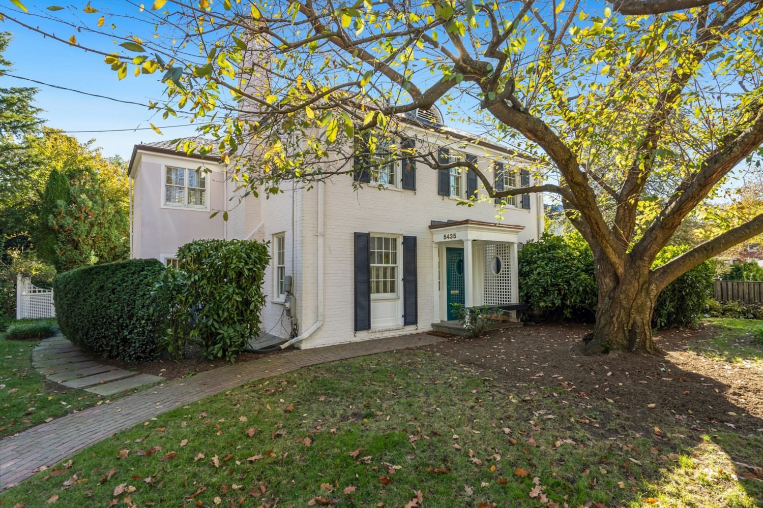 Civil rights leader Julian Bond's DC home.