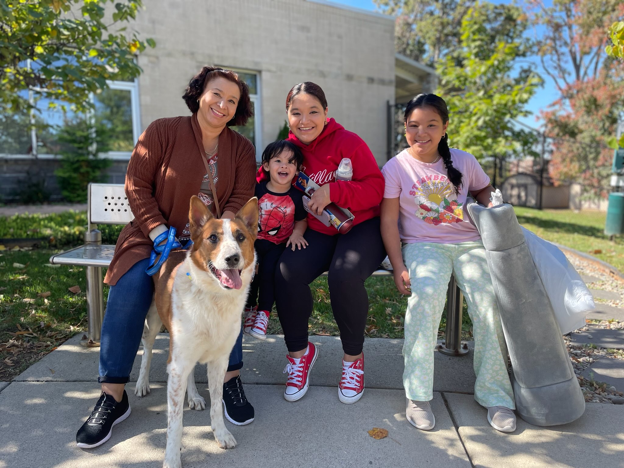 7BYZIgyvIpO1dFQ4wJLc - Washingtonian The Martinez family with their dog Dante