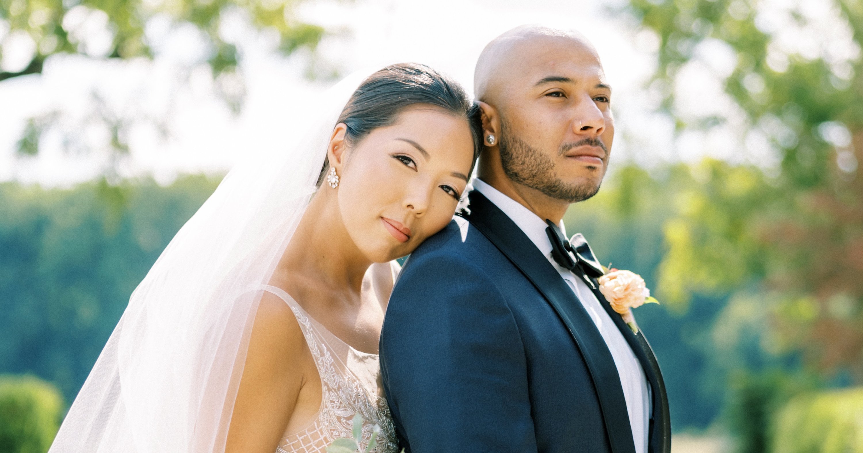 "Downton Abbey" Inspired This Couple's Minimalist English-Garden-Themed Wedding - Vimarsana News