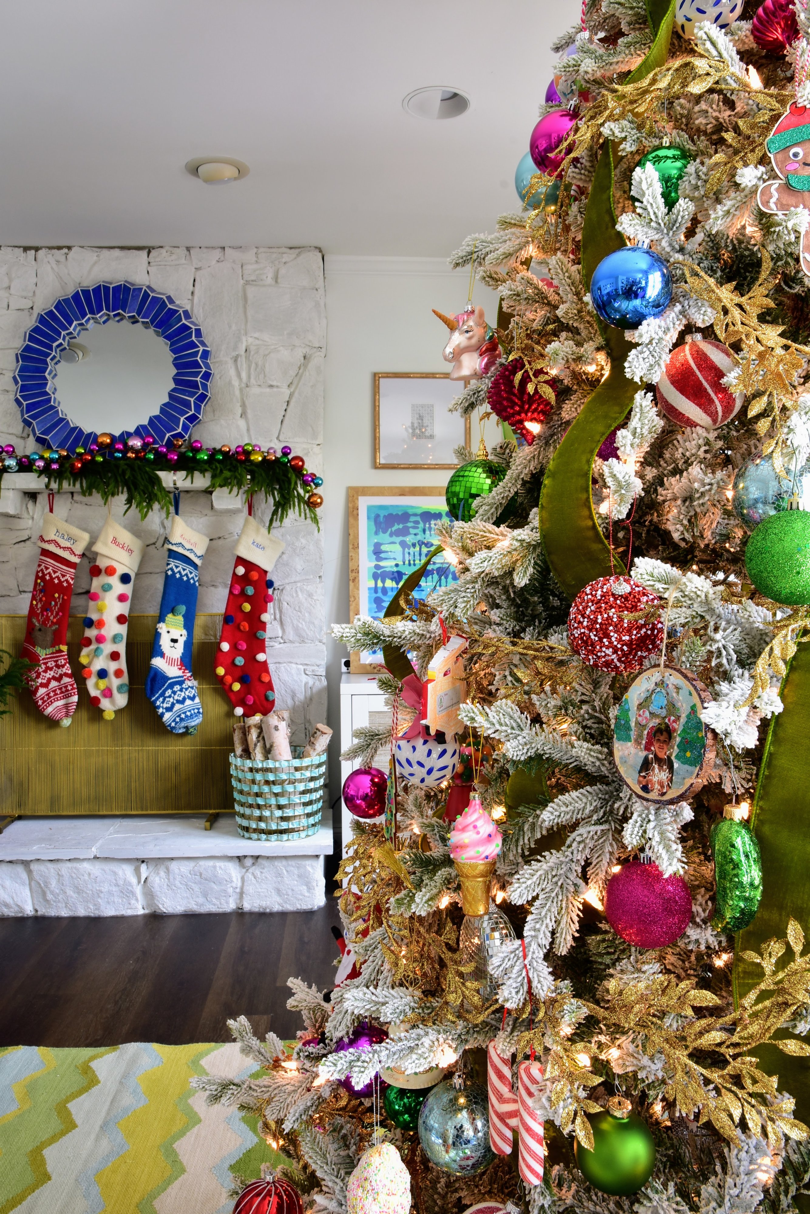 Family Room Christmas Tree - Washingtonian
