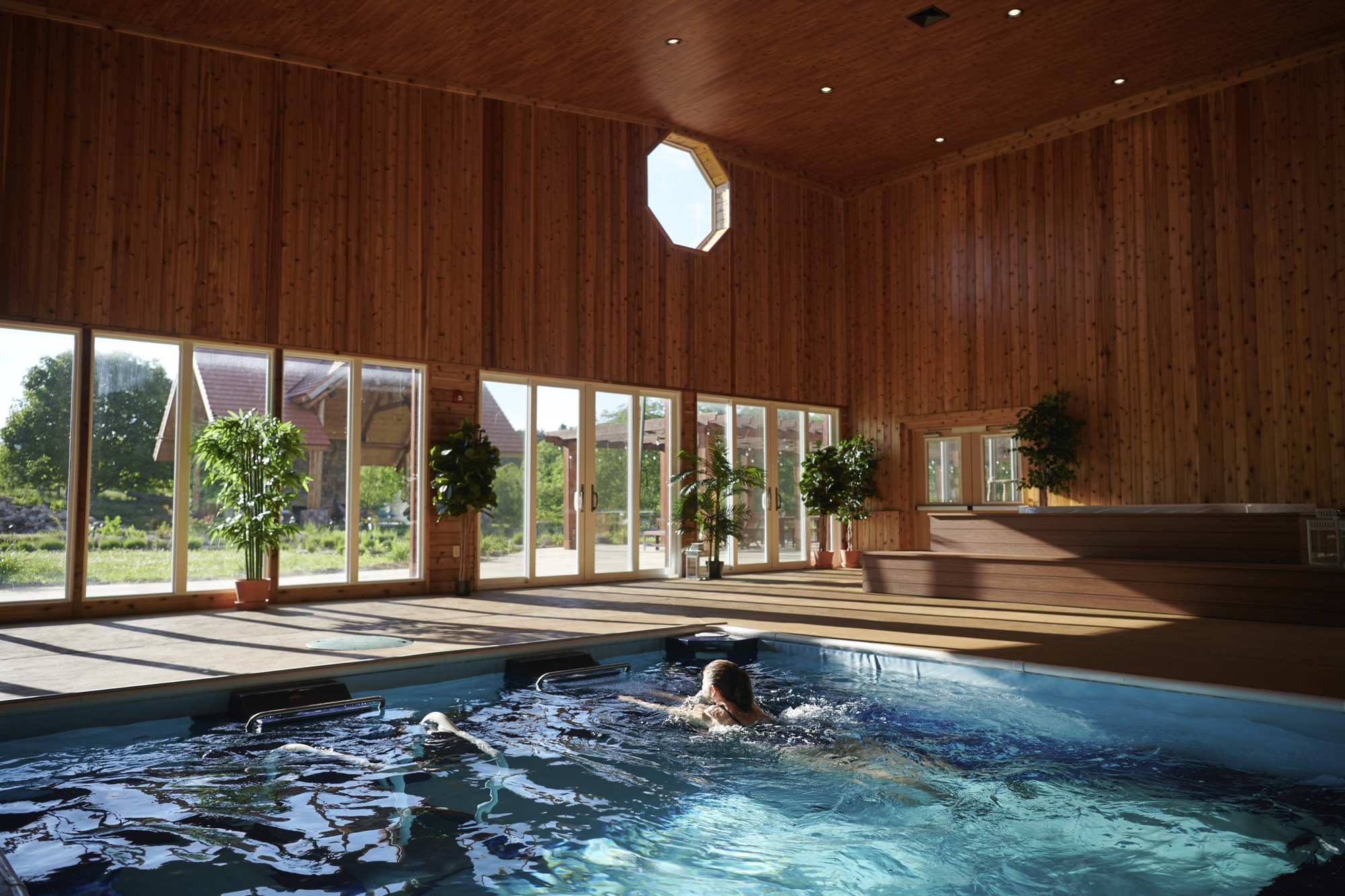 Hydro Pool 2 copy - Washingtonian