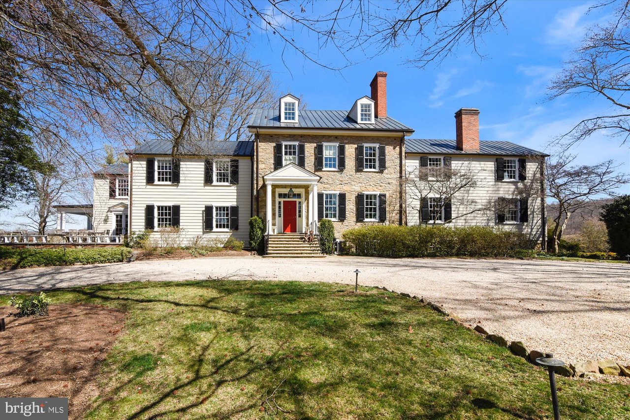 39850Snickersville - Washingtonian