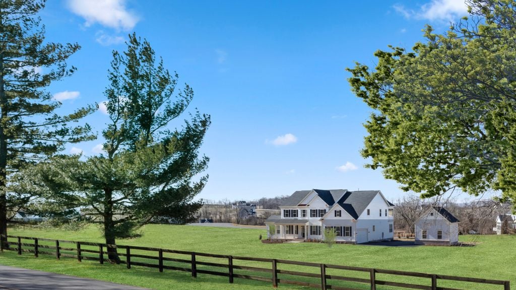 Experience Luxury and Tranquility in Leesburg, Virginia
