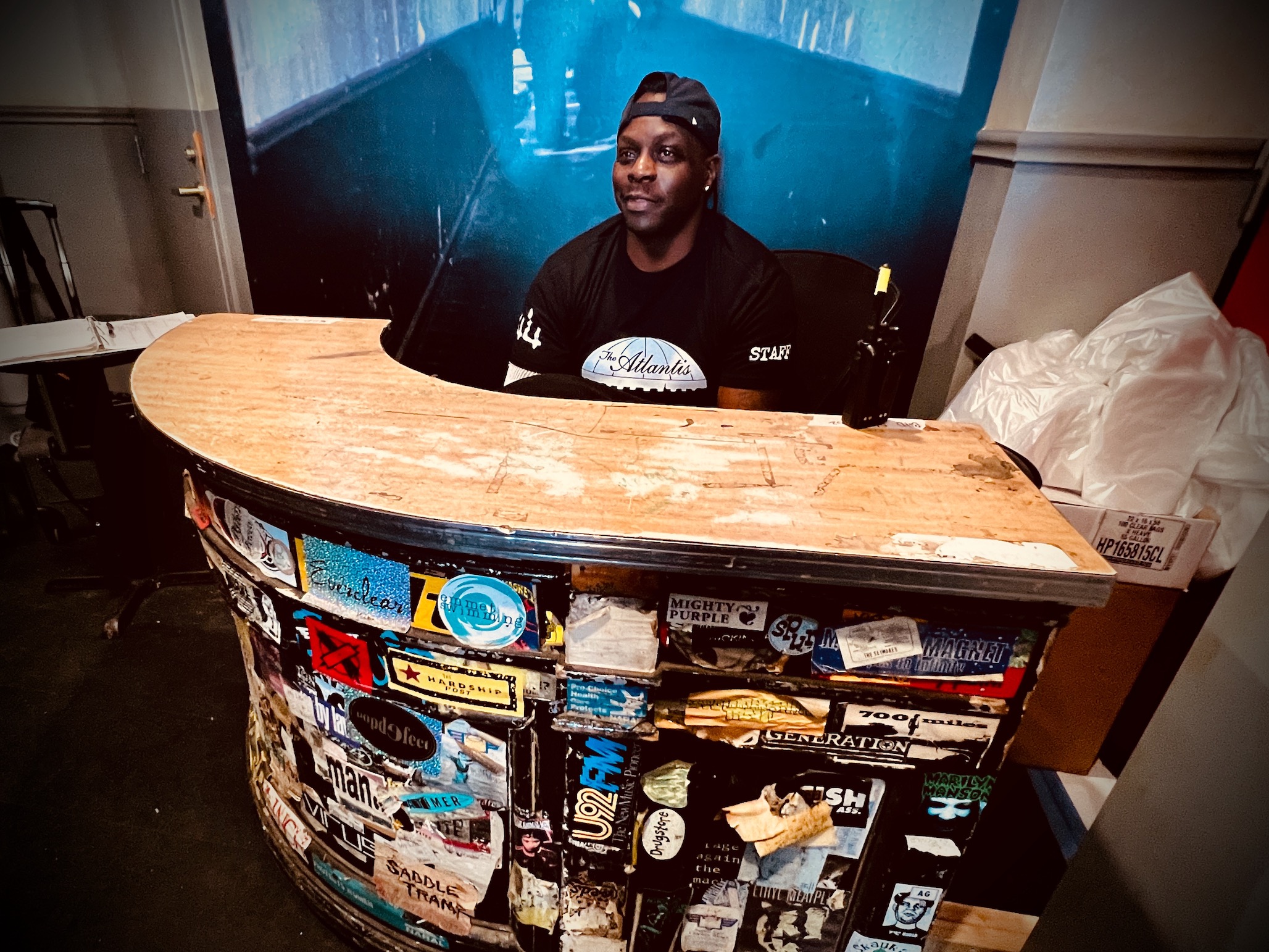 front-desk - Washingtonian