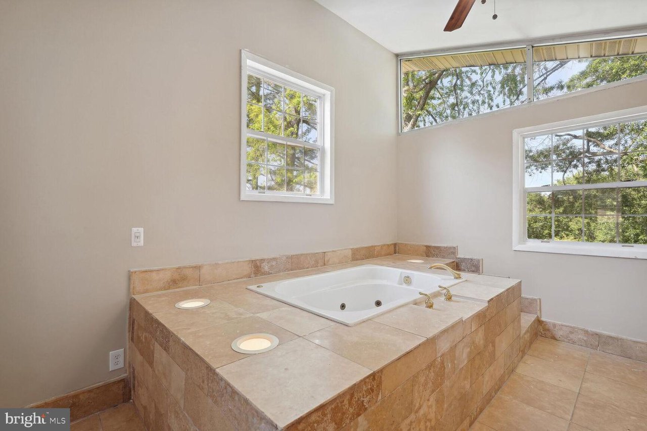 4607 eaton pl 4 - Washingtonian