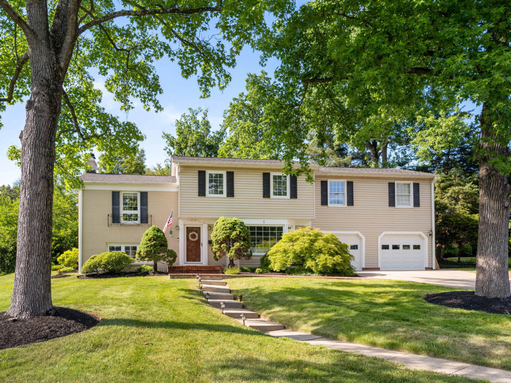 Nature Lovers’ Peaceful Waterfront Oasis in Alexandria, VA