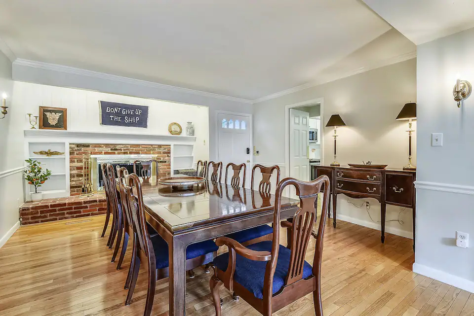 Annapolis airbnbs