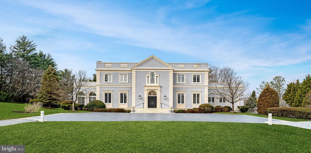 9000 Durham Dr., Potomac - Washingtonian