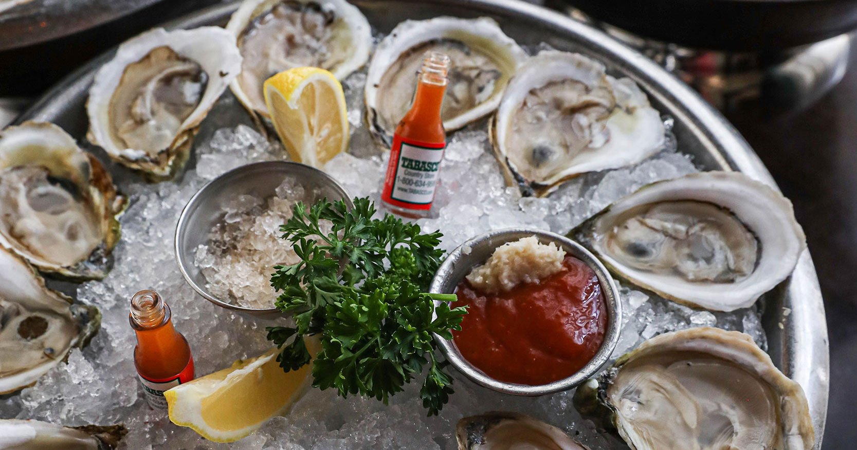 5 Fancy and Fabulous Happy Hour Deals Around the DCArea