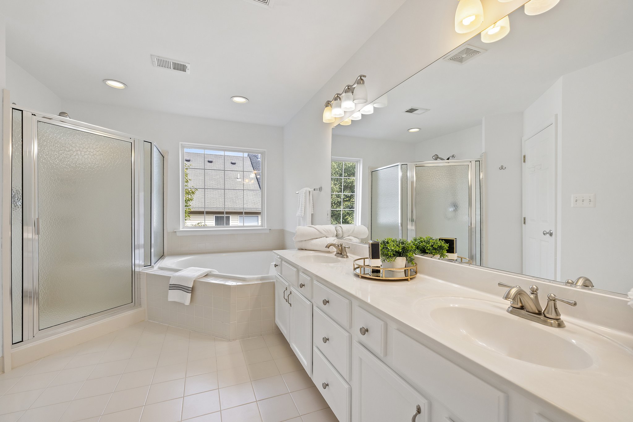 48-web-or-mls-7W3A0068 - Washingtonian