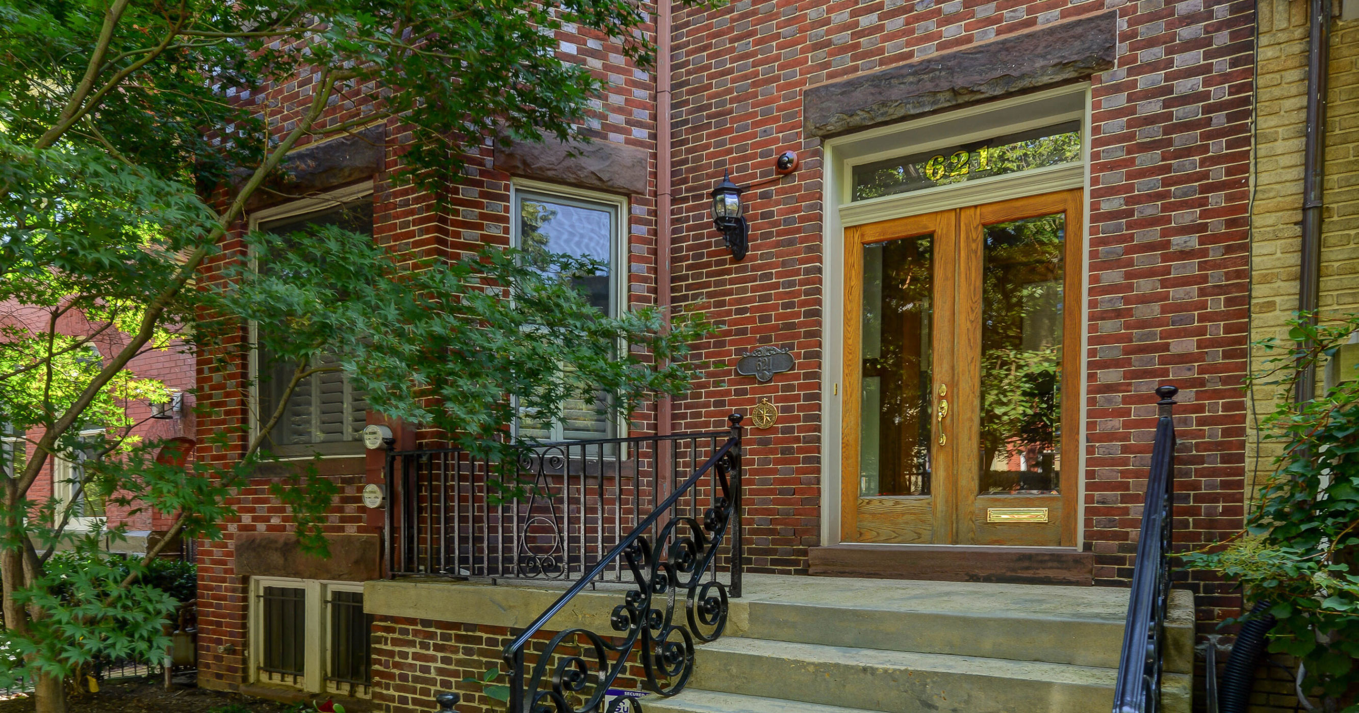 Attention Spies: You’ll Love the Hidden Rooms in This Capitol Hill Listing - Washingtonian