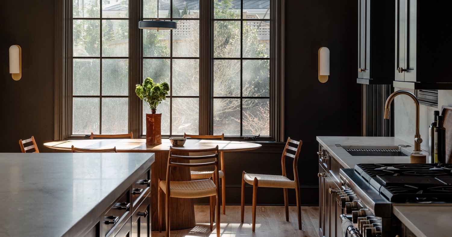 4 Black Kitchens That Show Off the Moody Hue's Versatility - Vimarsana News