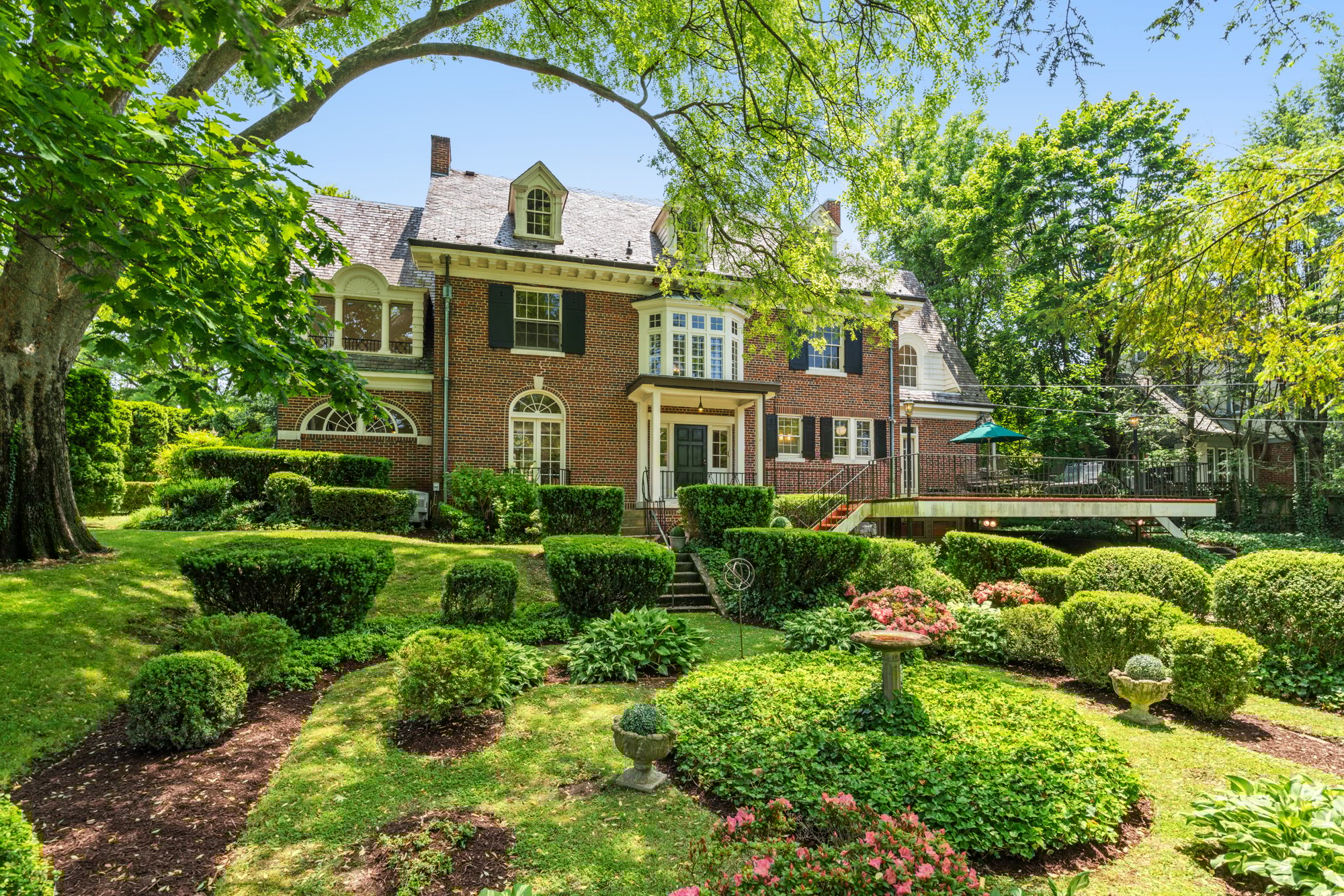 Lux-Homes-October-1 - Washingtonian
