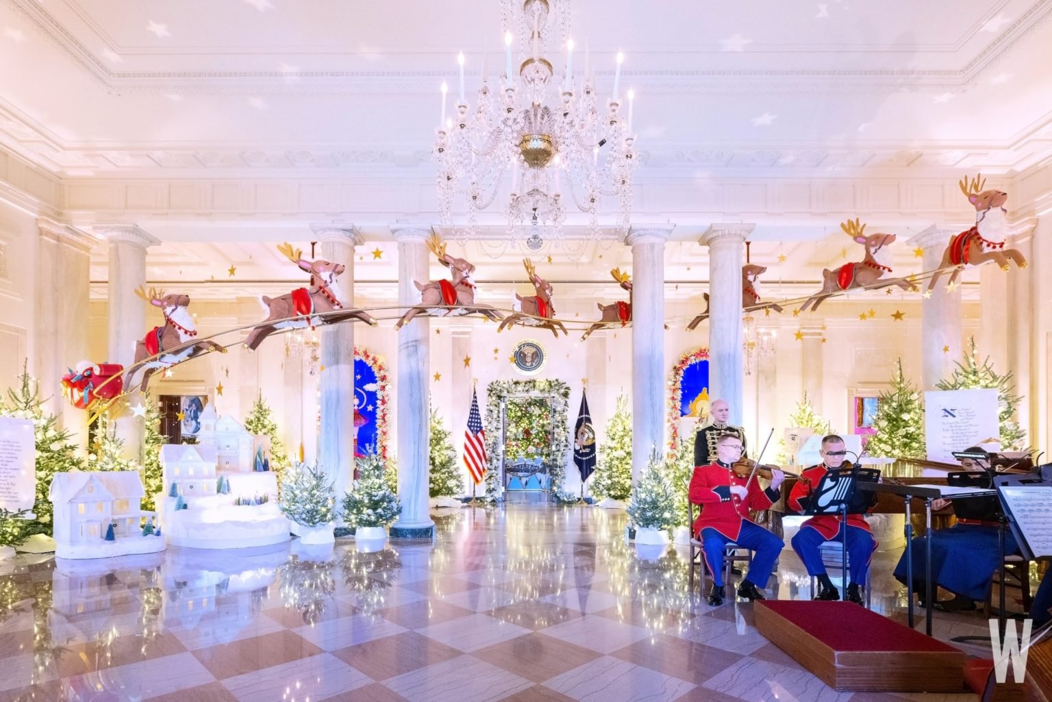 PHOTOS The 2023 White House Holiday Decor Washingtonian