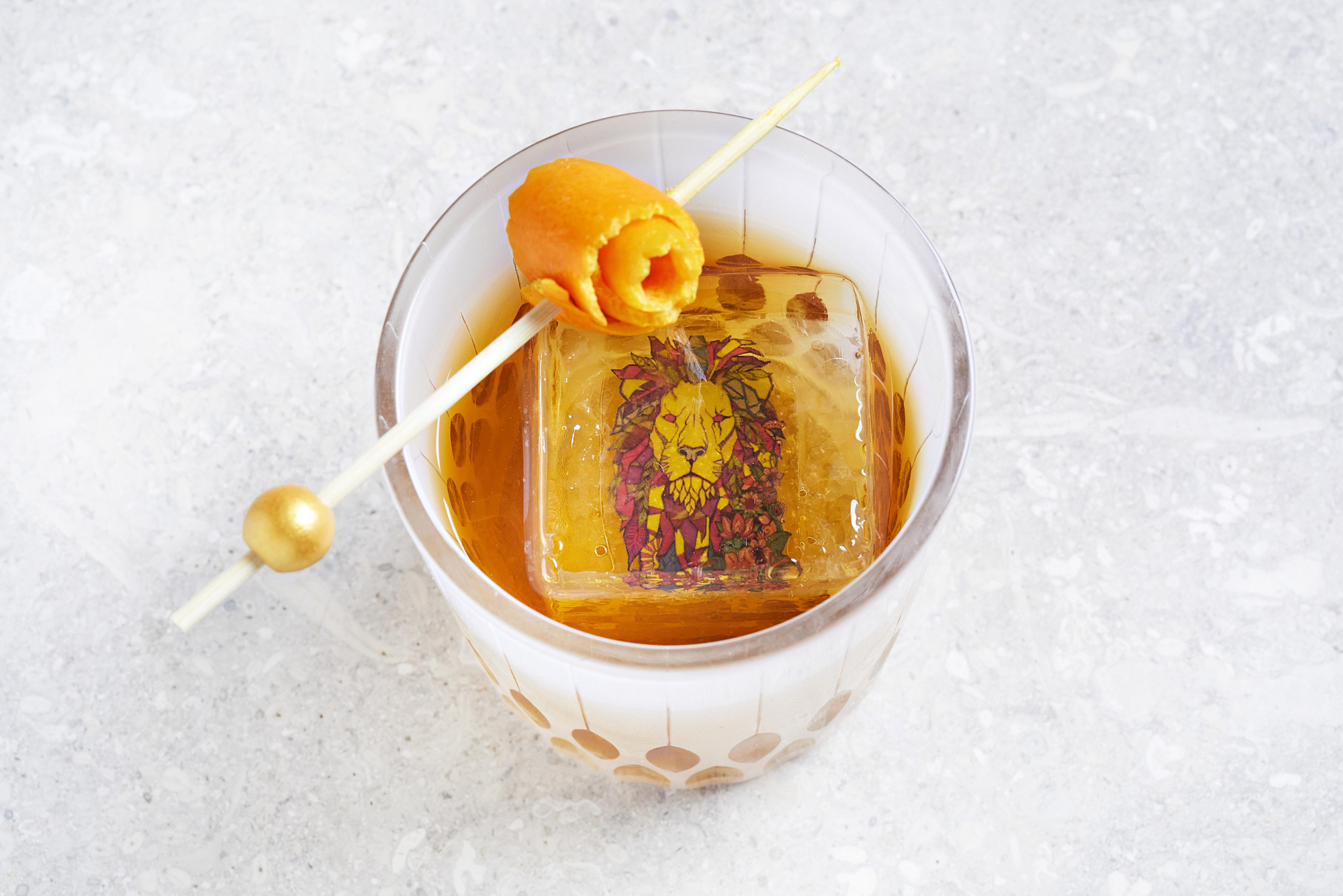 The Saga - New Fashioned - Deb Lindsey Credit1 - Washingtonian