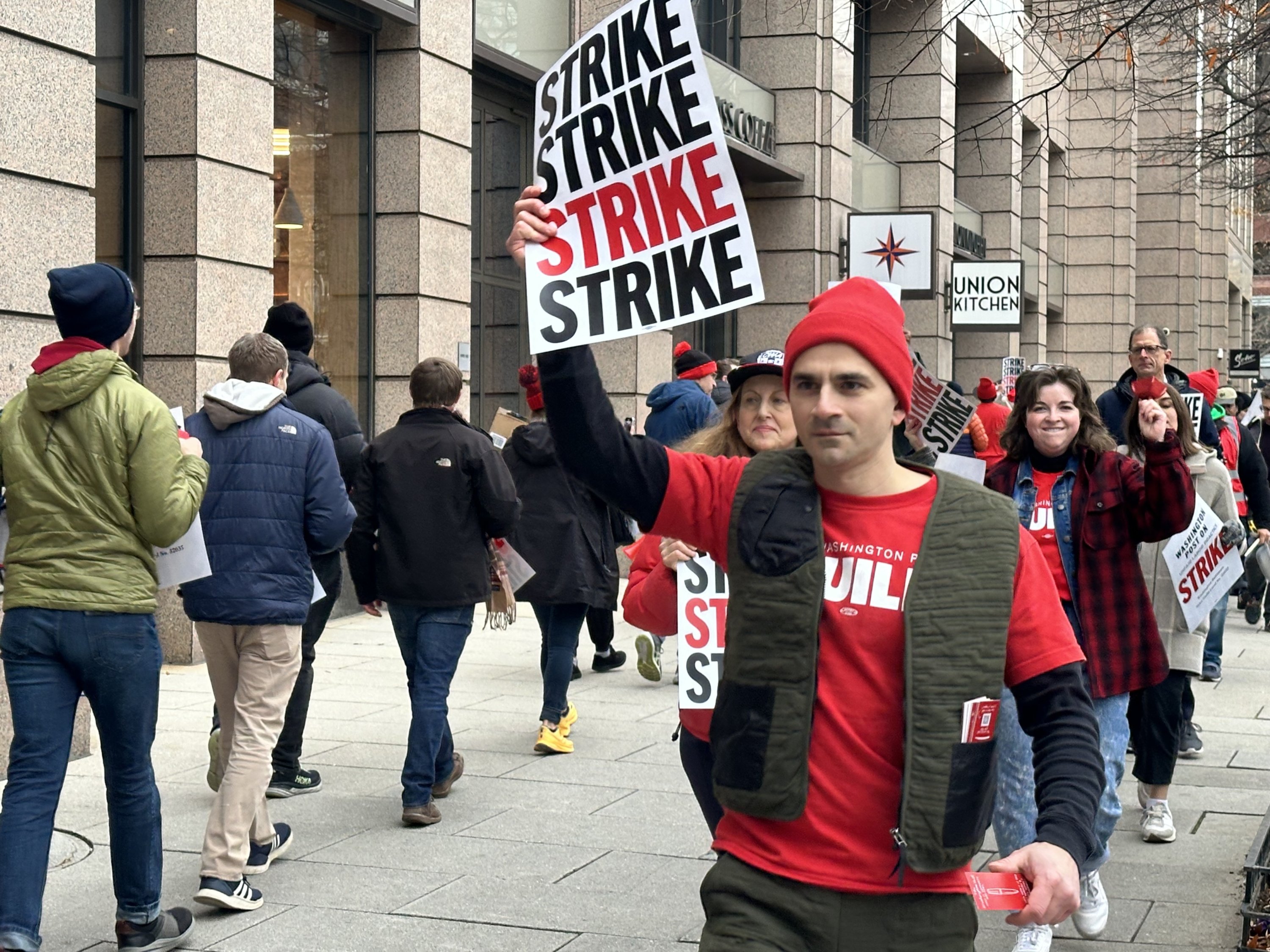 PHOTOS: The Washington Post Goes on Strike - Washingtonian