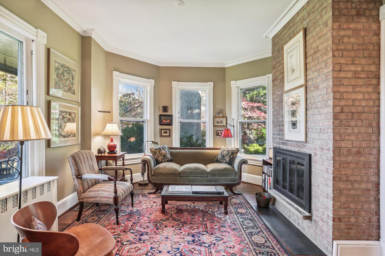 10925Kenilworth 4 - Washingtonian
