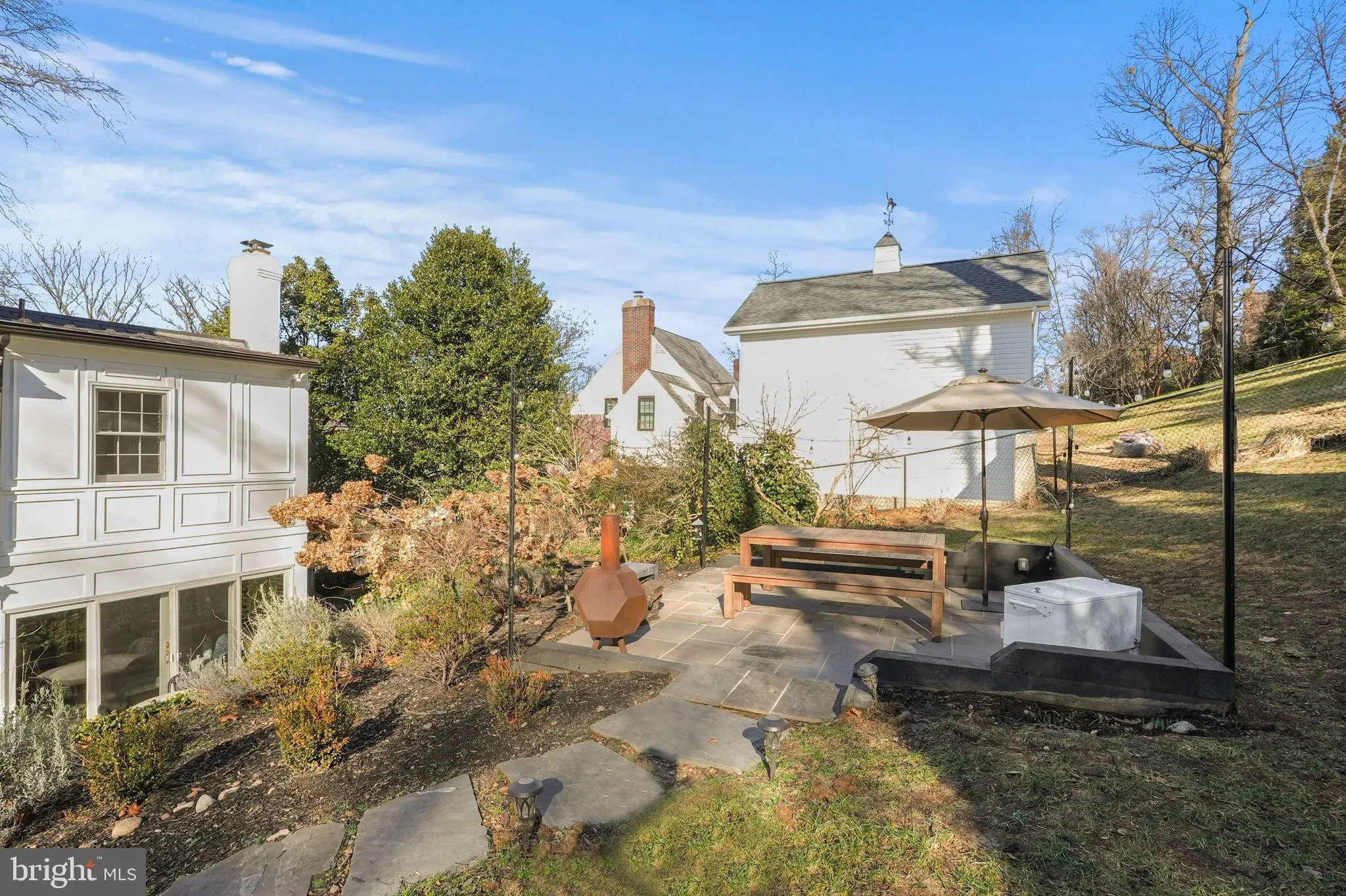 6035GroveDr 5 - Washingtonian