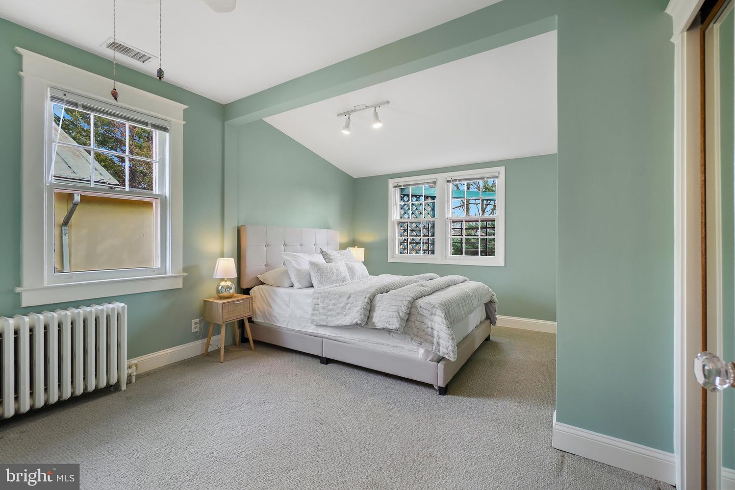 623ElmAve 4 - Washingtonian