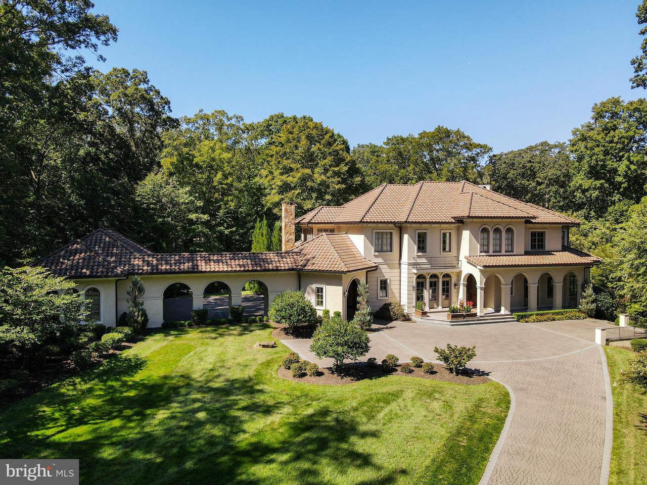 906 Turkey Run., McLean - Washingtonian