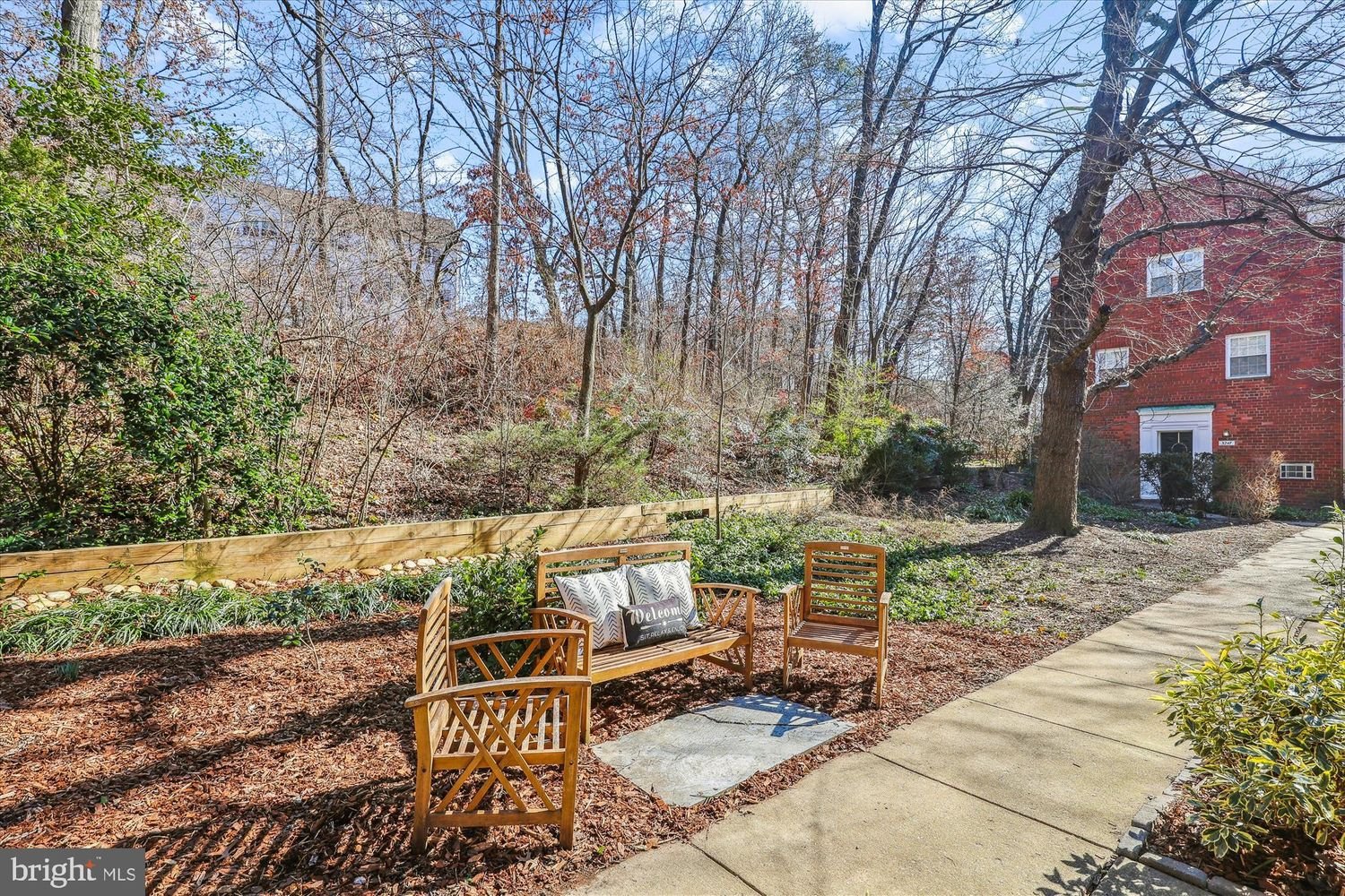 3307 Valley Dr 2 - Washingtonian