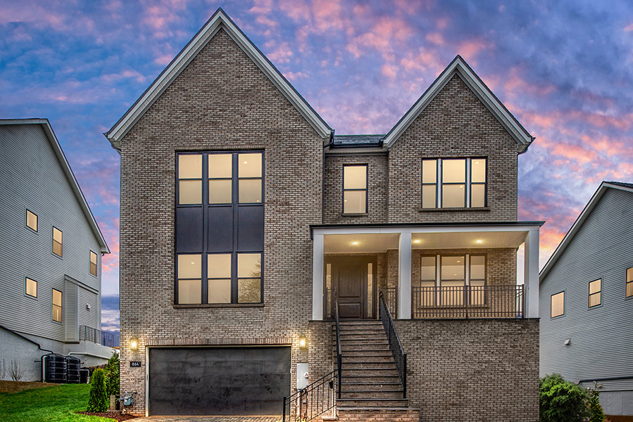 New Luxury Single-Family Living in Arlington, Virginia