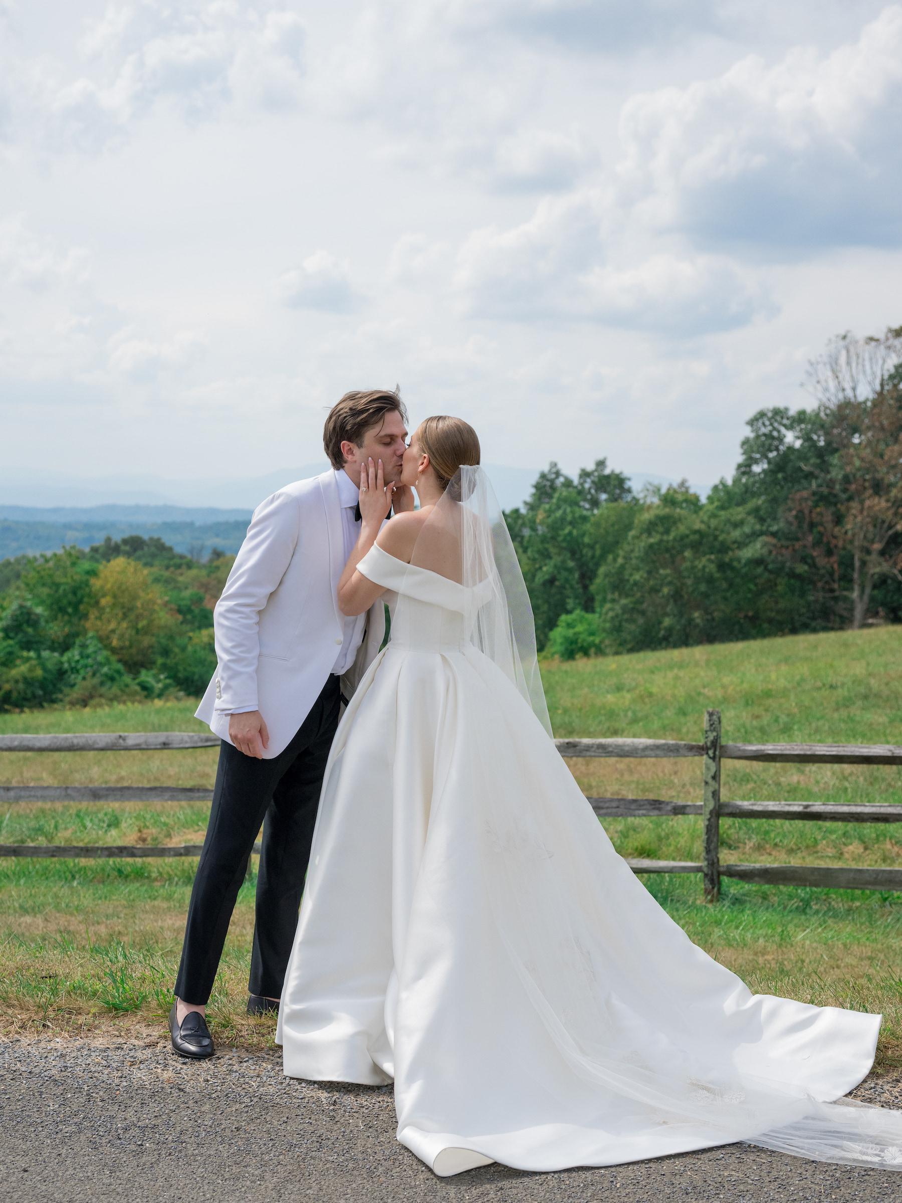 Sarah + Jon Vendor Gallery Sarah + Jon Vendor Gallery