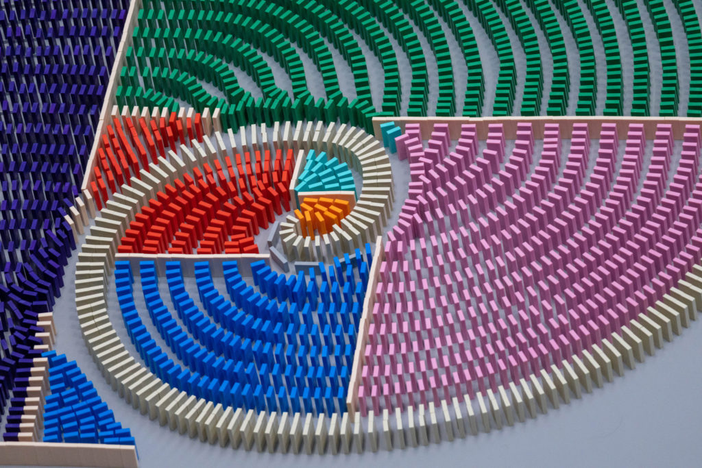 Watch More Than 100,000 Dominos Fall in the National Building Museum ...
