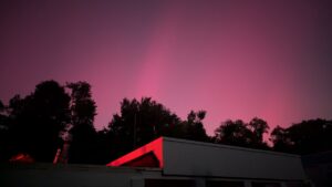 Washingtonians Could Maybe Kind Of See the Northern Lights Again Tonight