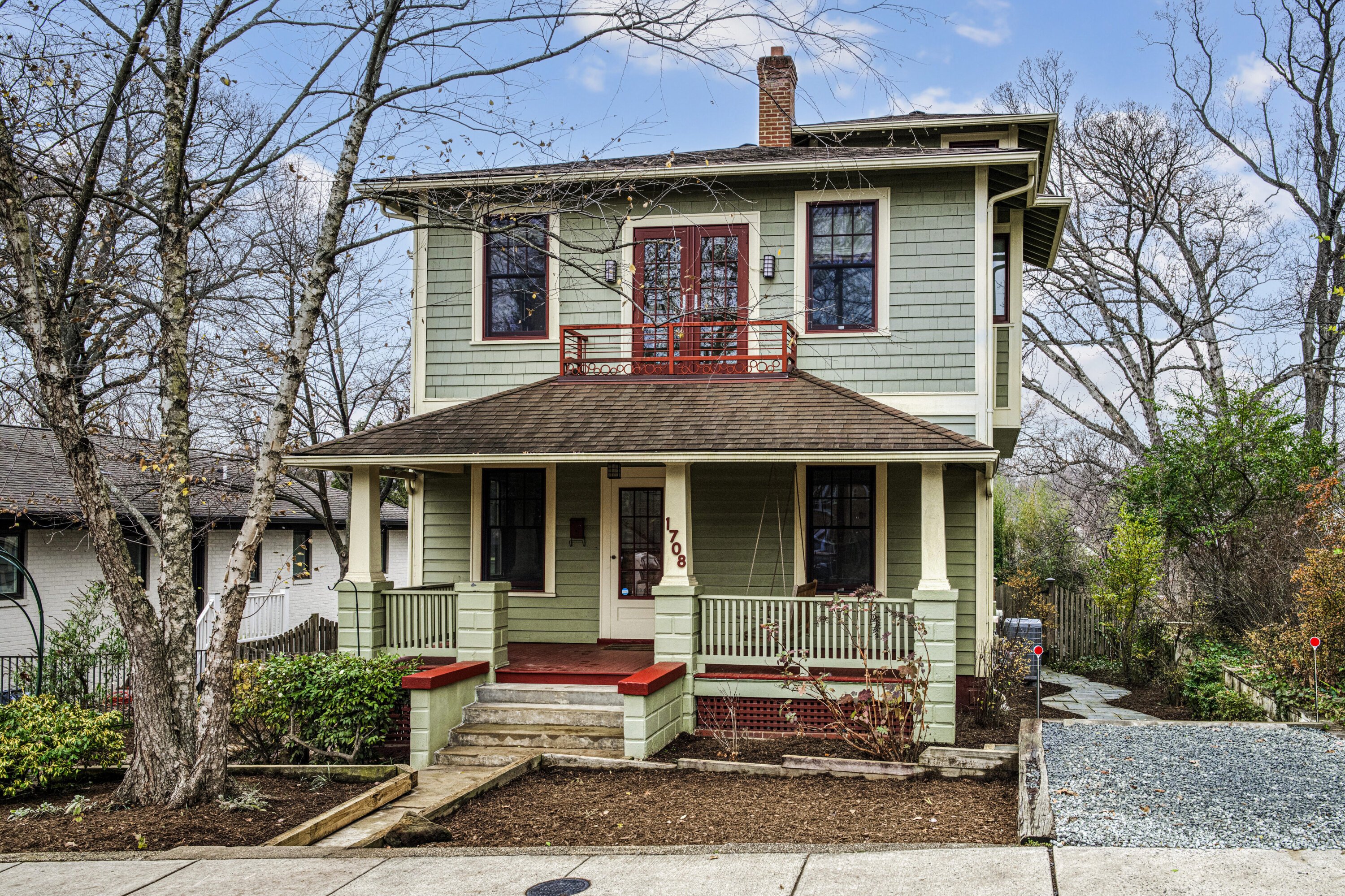 1708 North Stafford Street-print-001-003-0003-4200x2799-300dpi - Washingtonian