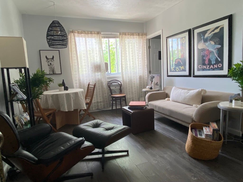 FS Living Room AFTER - Washingtonian