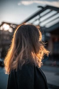 How to Tame Your Frizzy Hair in the DC Humidity