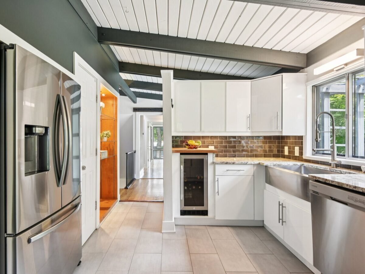 1-web-or-mls-Meadow View Rd-S3007-014 - Washingtonian