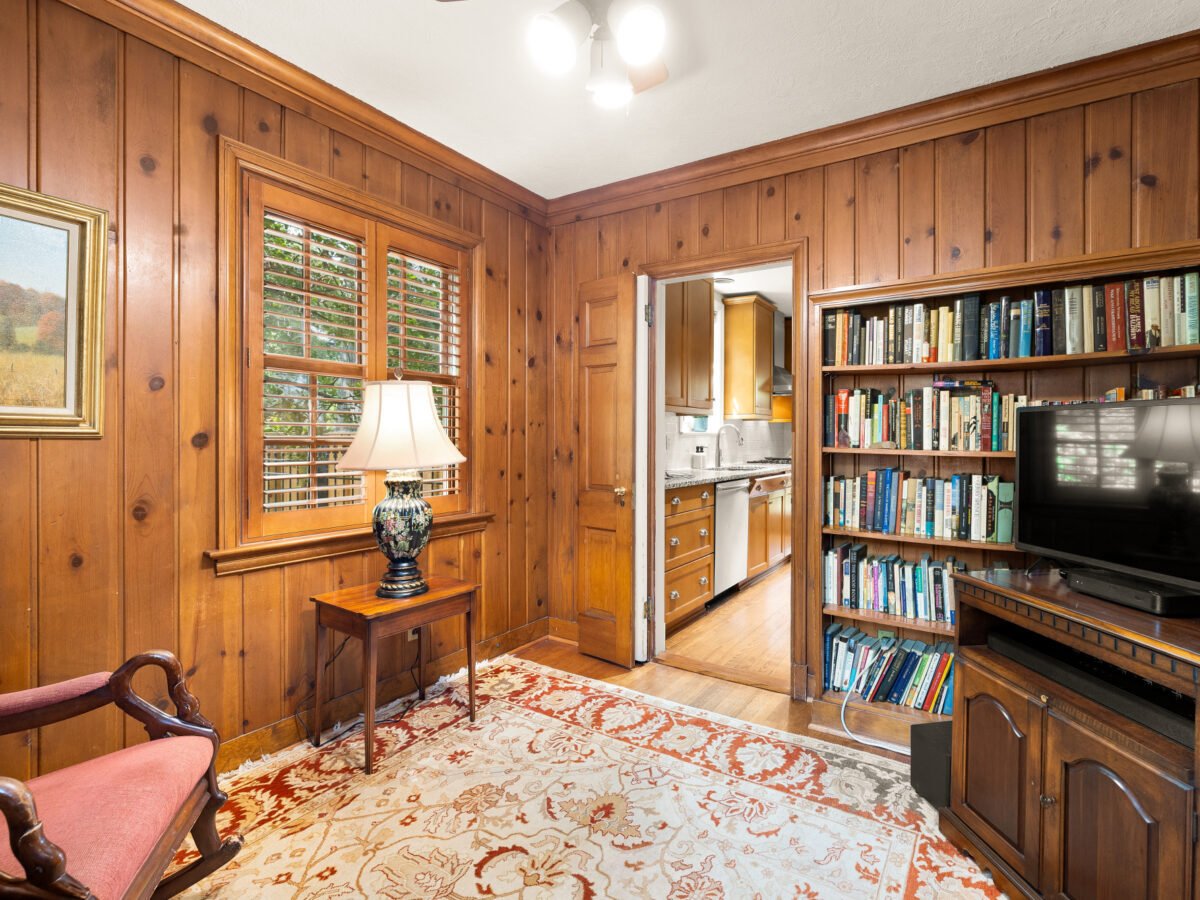 3931 Mass Ave NW-0019 - Washingtonian