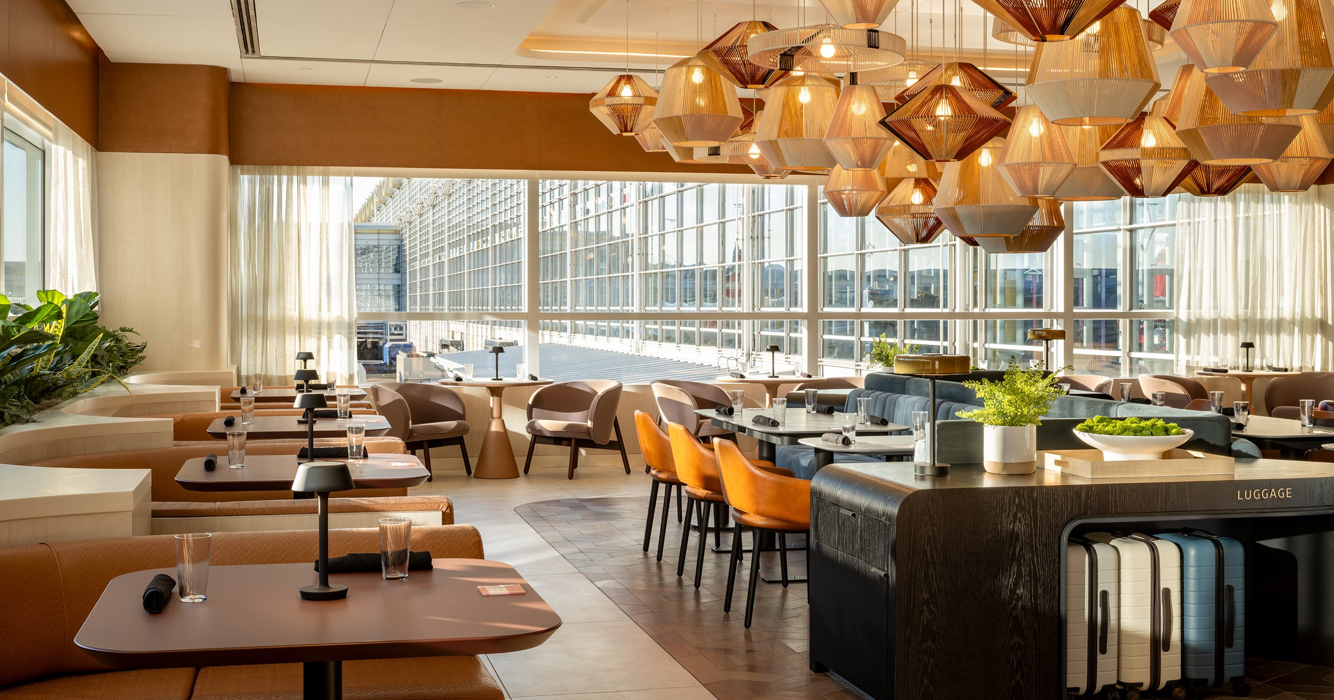 6 Airport Lounges in the DMV to Check Out Next Time You Travel