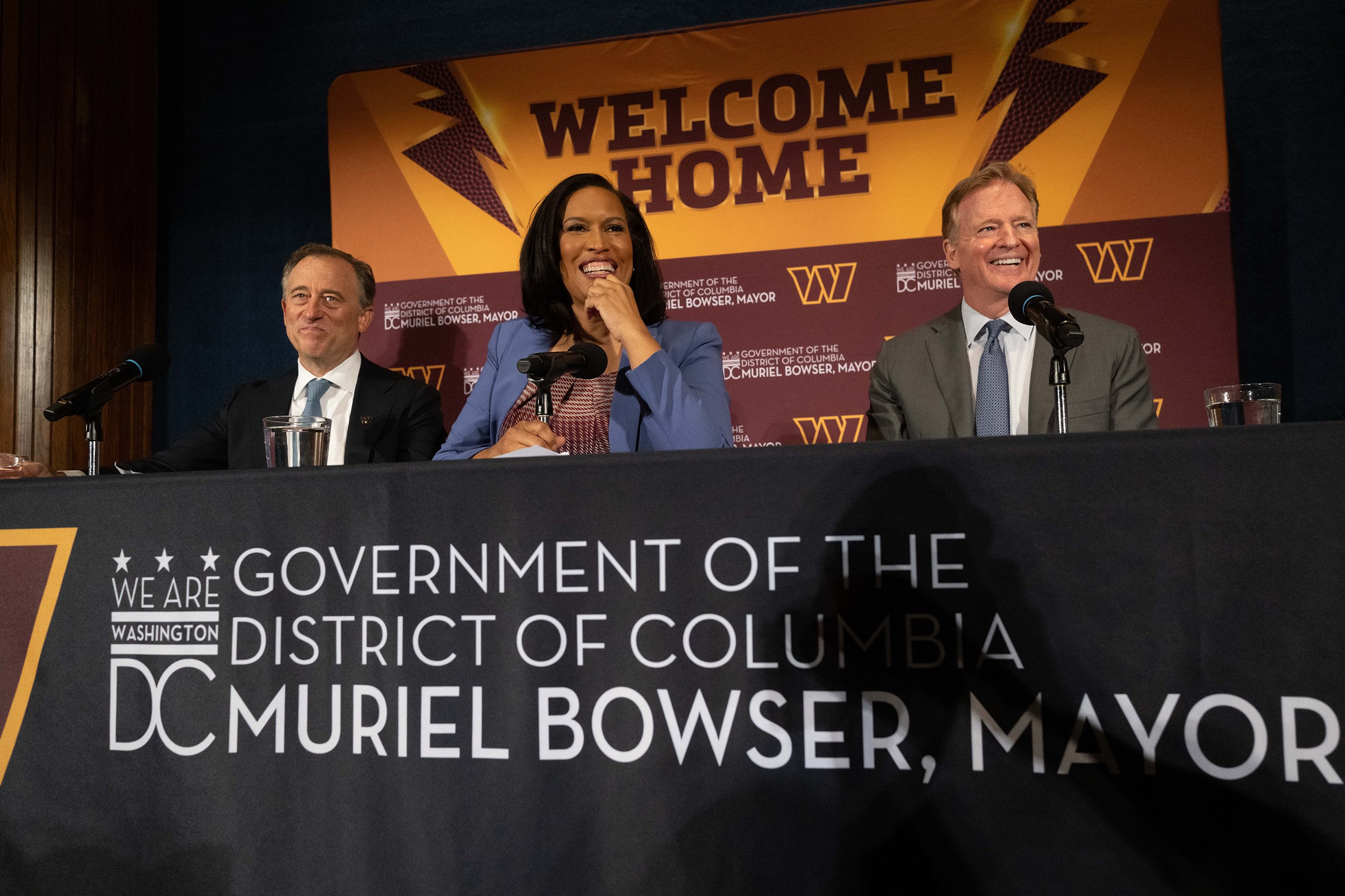 MMB.WelcomeHomeCommanders.04.28.2025.by-Khalid-Naji-Allah_-Mayor-Bowser’s-Office-scaled-down - Washingtonian