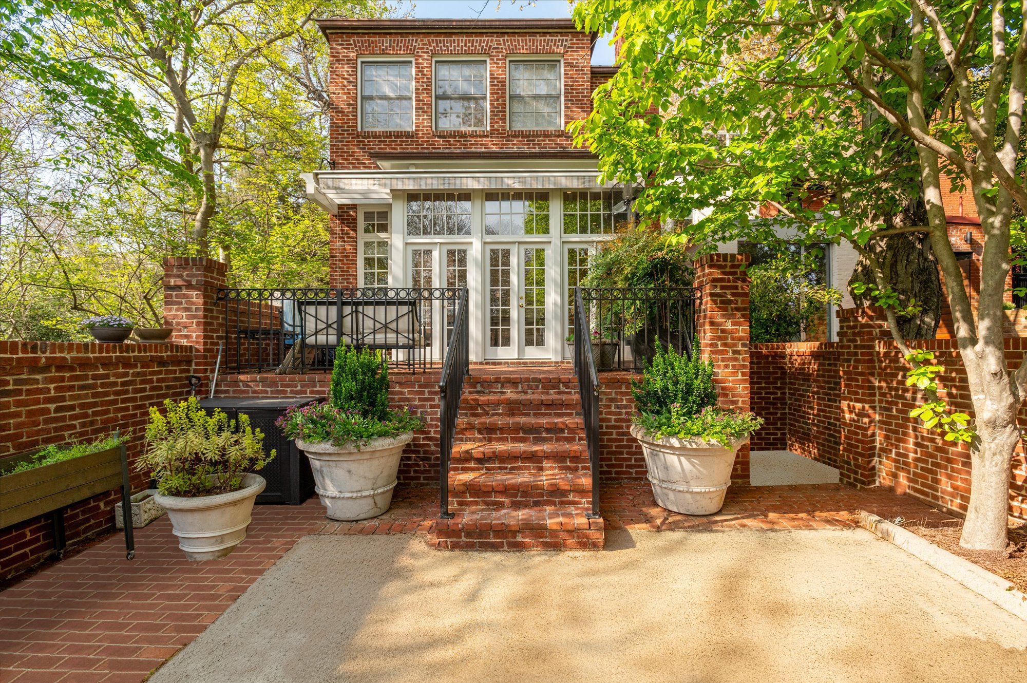 43 - Washingtonian