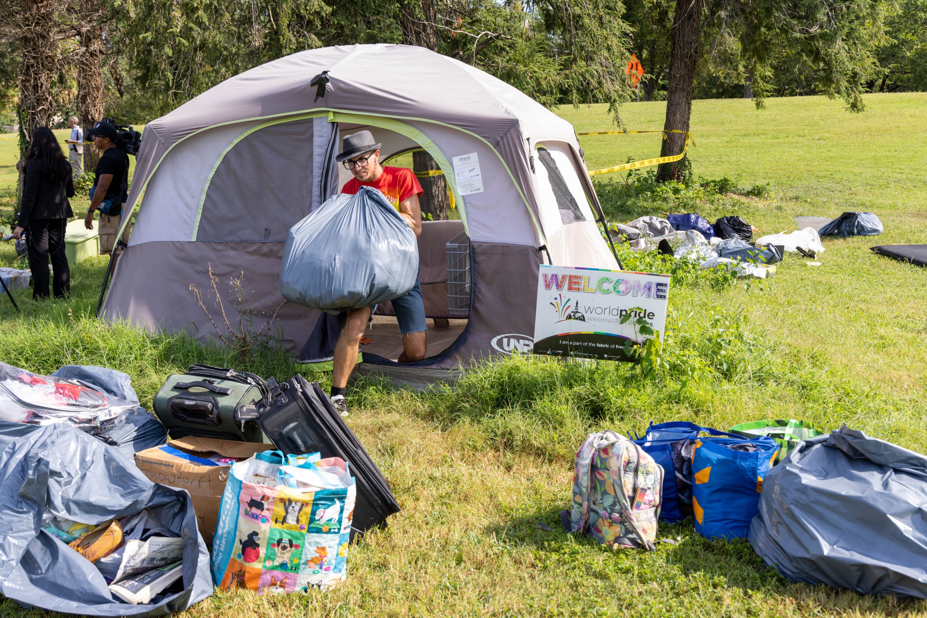 Trump's Homeless Encampment Clearings Are Just Shuffling People Around - Washingtonian