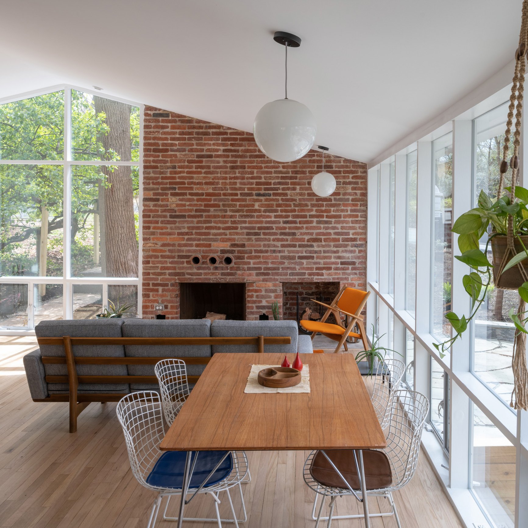 JohnColePhoto-Cook-CollegeViewHouse-20-cropped - Washingtonian